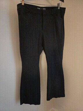 Charcoal Grey Old Navy Pixie Flare Pants Size 16 - Great For Work
